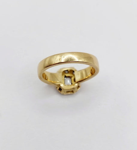 Bague 56 Bague chevalière ancienne en or 18k et diamants taille table, vers 1890 58 Facettes A08021