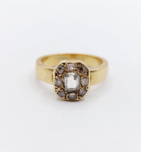 Bague 56 Bague chevalière ancienne en or 18k et diamants taille table, vers 1890 58 Facettes A08021