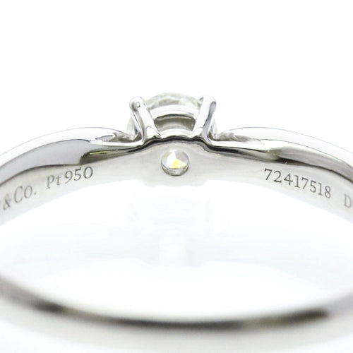 Bague 52 Tiffany & Co. - Bague solitaire Harmony en platine avec diamant taille brillant 58 Facettes bsvh16jza5
