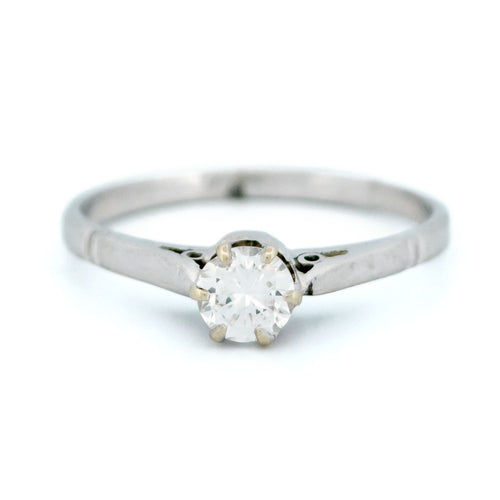 Bague 51 Bague solitaire rétro en or jaune et blanc 14k avec diamant 58 Facettes 7CFD1D485F9B45B895D85A2433C5D286