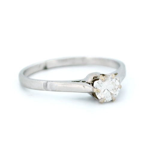 Bague 51 Bague solitaire rétro en or jaune et blanc 14k avec diamant 58 Facettes 7CFD1D485F9B45B895D85A2433C5D286