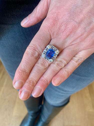 Bague 54 Bague avec saphir de Ceylan non chauffé, diamants, platine et or gris 18 carats 58 Facettes BSA92