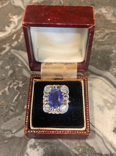 Bague 54 Bague avec saphir de Ceylan non chauffé, diamants, platine et or gris 18 carats 58 Facettes BSA92