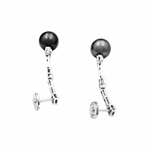 Boucles d'oreilles Boucles d’oreilles pendantes en or blanc 750/000, diamants et perles de Tahiti 58 Facettes 36092