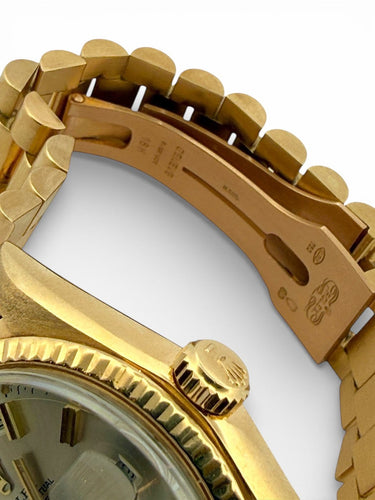 Montre Rolex - Montre Day-Date 36 mm en or jaune 18 carats, cadran au tritium 58 Facettes Rdd