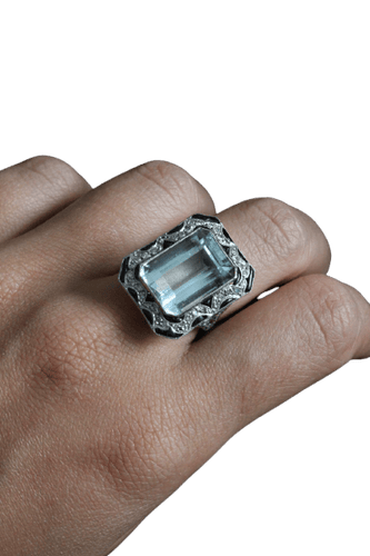 Bague de style Art déco en platine, aigue-marine, diamants et onyx