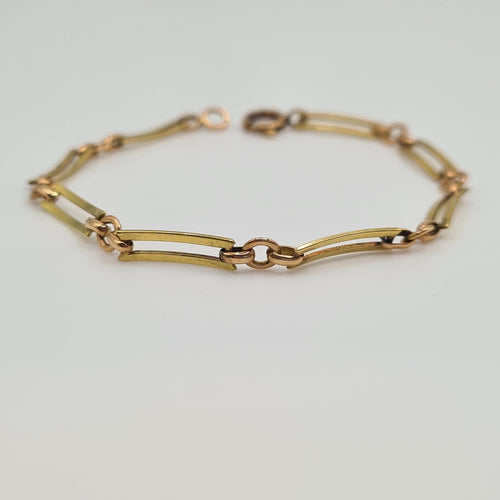Bracelet Bracelet chaîne en or jaune 18k 58 Facettes #2526