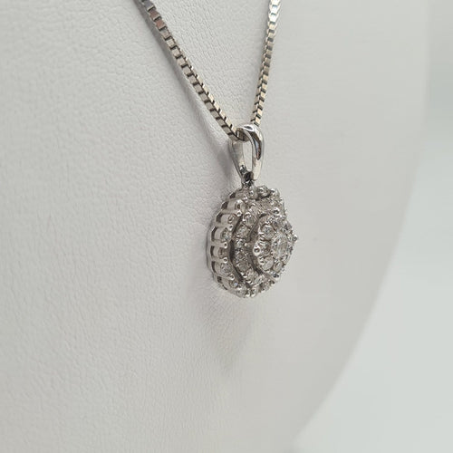 Collier Collier en or blanc 18 carats avec pendentif serti d’un diamant naturel 58 Facettes #2531 #2316