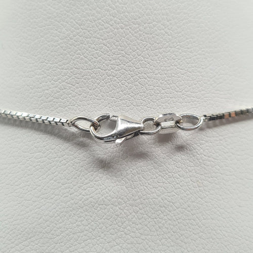 Collier Collier en or blanc 18 carats avec pendentif serti d’un diamant naturel 58 Facettes #2531 #2316