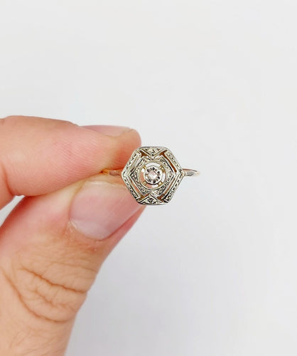 Bague 54 Bague Art déco en or 18k et platine, diamant taille rose, monture géométrique (vers 1940) 58 Facettes A07823