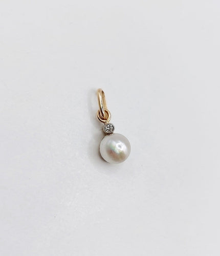 Pendentif Pendentif ancien - Or 18k, perle Mabé et diamant, vers 1900 58 Facettes A07841