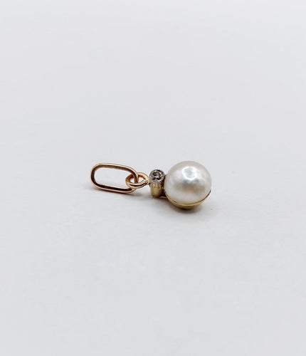 Pendentif Pendentif ancien - Or 18k, perle Mabé et diamant, vers 1900 58 Facettes A07841
