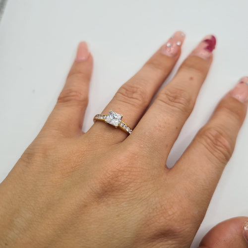 Bague 49 Bague en or jaune 18k 58 Facettes #2699