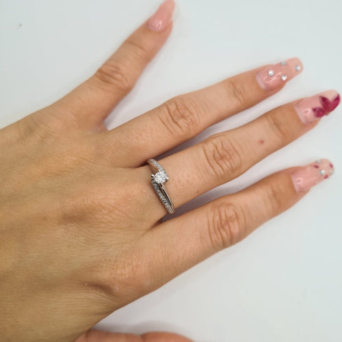 Bague 54 Bague en or blanc 18k avec diamant taille brillant 58 Facettes #2830