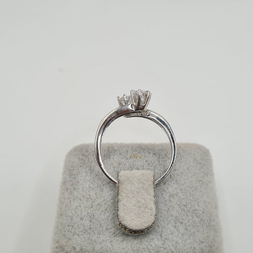 Bague 53 Bague en or blanc 18k 58 Facettes #2845