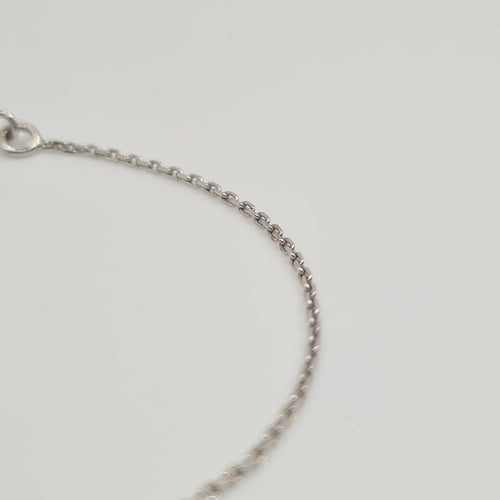 Bracelet Bracelet rond en or blanc 18 carats avec diamants 58 Facettes #2918
