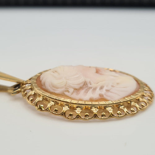 Pendentif Pendentif portrait en or jaune 18 carats 58 Facettes #3494