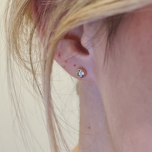 Boucles d'oreilles Boucles d’oreilles en or rose et diamants naturels 58 Facettes #3558