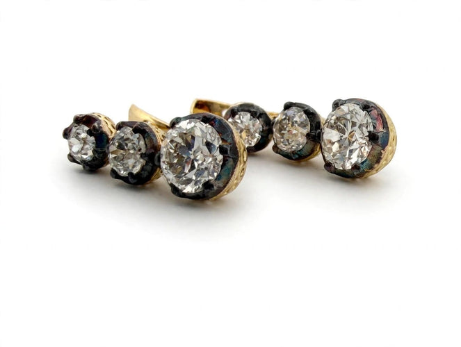 Boucles d'oreilles Boucles d’oreilles pendantes anciennes en or 18k avec diamants 58 Facettes 619/26 A