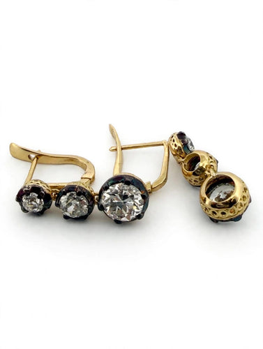 Boucles d'oreilles Boucles d’oreilles pendantes anciennes en or 18k avec diamants 58 Facettes 619/26 A