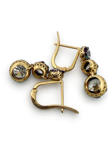 Boucles d'oreilles Boucles d’oreilles pendantes anciennes en or 18k avec diamants 58 Facettes 619/26 A