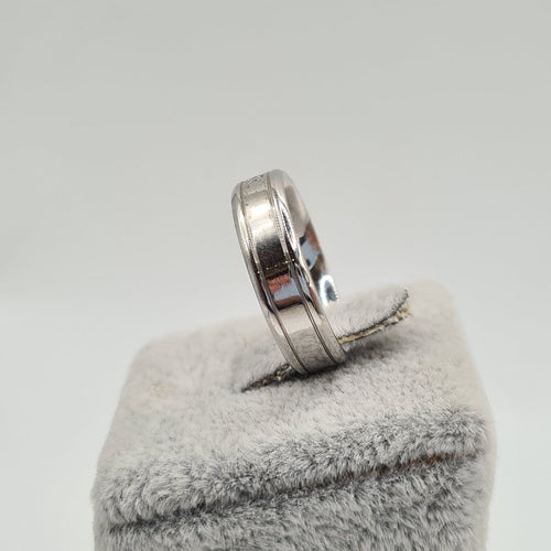 Bague 52 Bague alliance en or blanc avec diamant 58 Facettes #3584