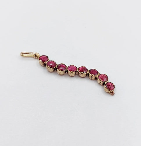 Pendentif Pendentif victorien en or rose 18k et grenats, vers 1870 58 Facettes A07901