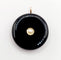 Pendentif Pendentif victorien en or 18k, plaque d’onyx et perle, vers 1890 58 Facettes A07913