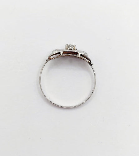 Bague 53 Bague Art déco en or blanc 18k, diamant, vers 1930 58 Facettes A07177