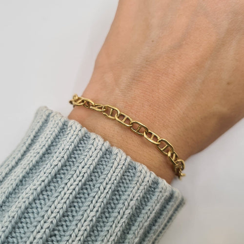 Bracelet Bracelet chaîne en or jaune 18k 58 Facettes #3726
