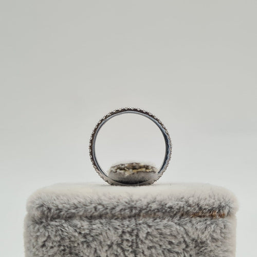 Bague 41.5 Alliance en or blanc 18k sertie de diamants 58 Facettes #3931