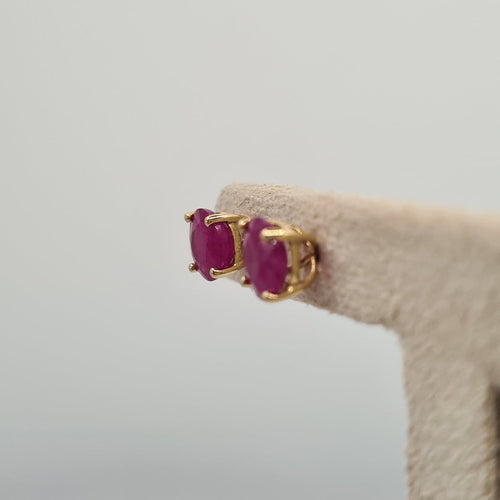Boucles d'oreilles Boucles d’oreilles en or jaune et rubis 58 Facettes #4075