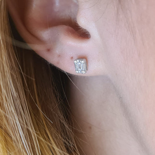 Boucles d'oreilles Boucles d’oreilles en or blanc 18k avec diamants naturels 58 Facettes #4270