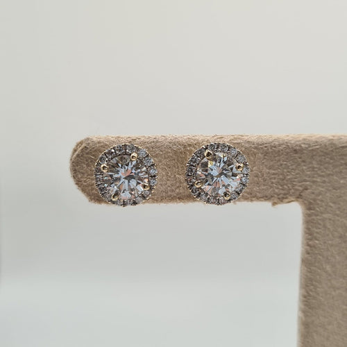 Boucles d'oreilles Boucles d’oreilles en or blanc 18k avec diamant naturel 58 Facettes #4283