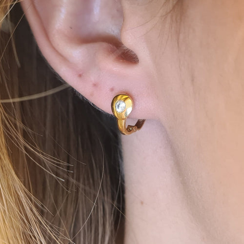 Boucles d'oreilles Boucles d’oreilles en or jaune 18k et zircon 58 Facettes #4339