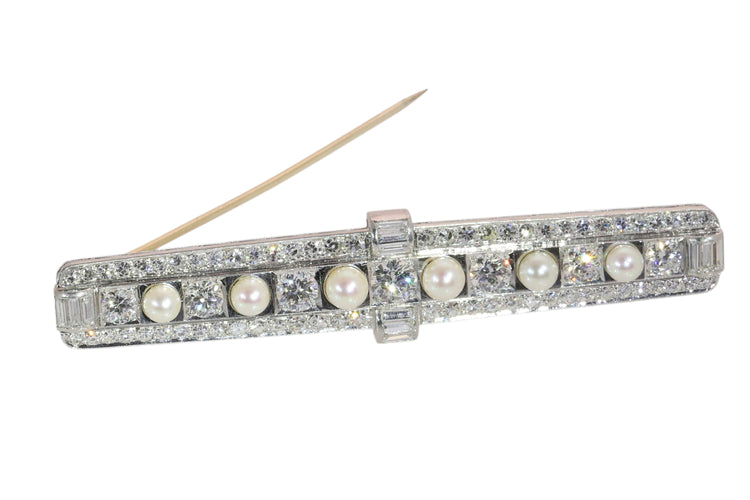 Broche Broche barrette en platine, diamants et perles, vers 1950, d’influence Art déco 58 Facettes 26289-0042