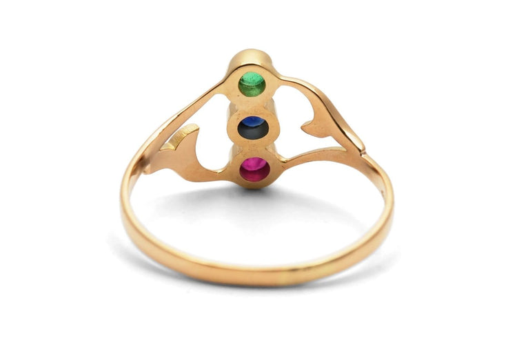 Bague 54 Bague contemporaine en or jaune 18 carats, émeraude, saphirs et rubis 58 Facettes B998