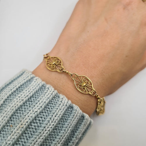 Bracelet Bracelet chaîne en or jaune 18k 58 Facettes #4488