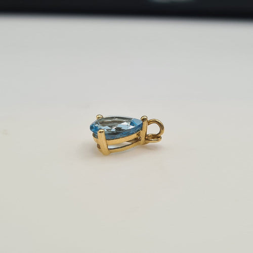Pendentif Pendentif en or jaune 18 carats avec topaze 58 Facettes #4504