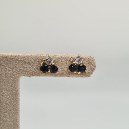 Boucles d'oreilles Boucles d’oreilles en or jaune 18k avec diamant naturel et saphir 58 Facettes #4530