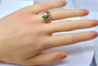 Bague 52 Bague en or jaune 18 carats, émeraudes, rubis, diamants et perles 58 Facettes AB759