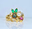 Bague 52 Bague en or jaune 18 carats, émeraudes, rubis, diamants et perles 58 Facettes AB759