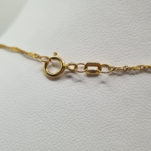 Collier Collier avec croix en or jaune 22k 58 Facettes #4785