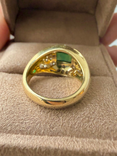 Bague 54 Bague bandeau en or jaune, émeraude et diamants 58 Facettes foapaf