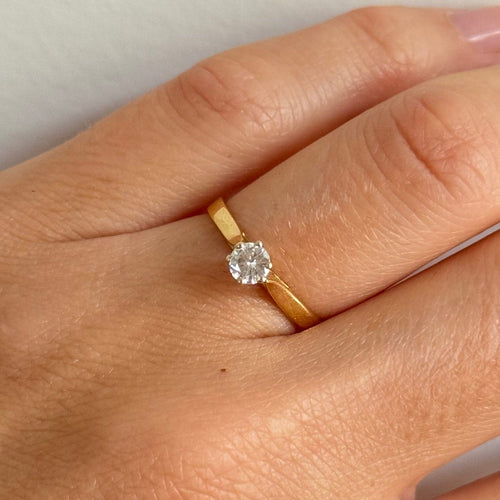 Bague 52 Solitaire - Bague en or jaune 18 carats avec diamant de 0,2 ct 58 Facettes