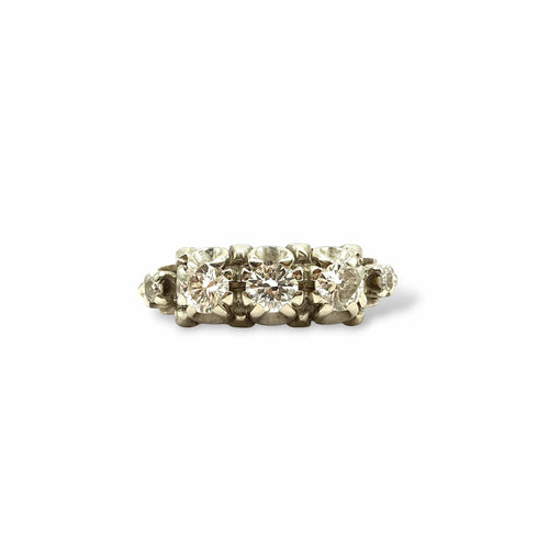 Bague 51.5 Bague jarretière en or blanc 18 carats et diamants — années 1920 58 Facettes