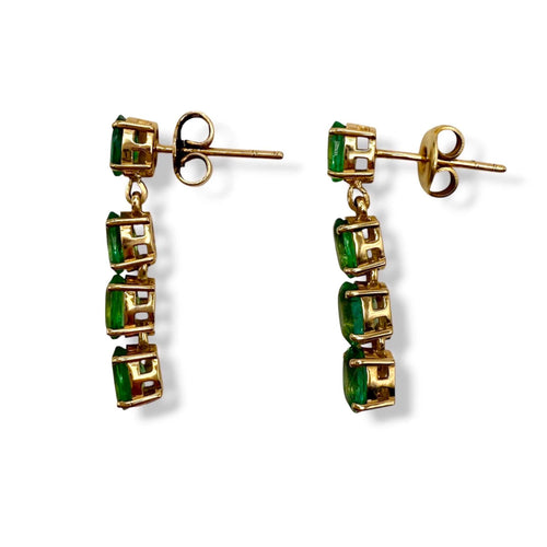 Boucles d'oreilles Boucles d’oreilles en or jaune 18 carats et émeraudes — Travail moderne 58 Facettes