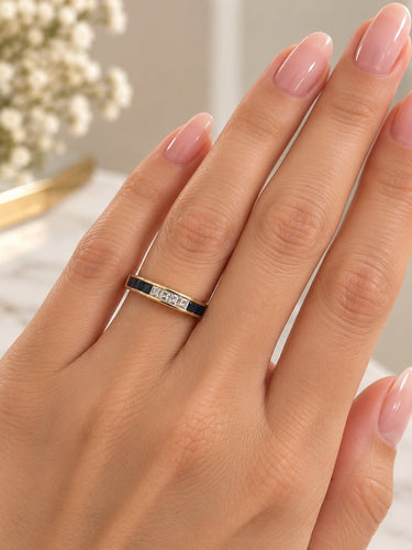 Bague 56 Bague en or jaune 750, quatre diamants et saphirs bleus 58 Facettes 50552