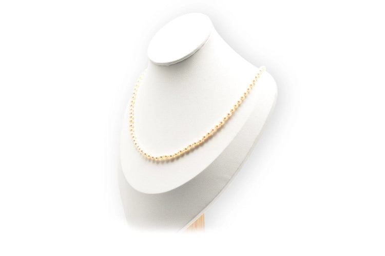 Collier Collier de perles contemporain en or jaune 18 carats 58 Facettes B984