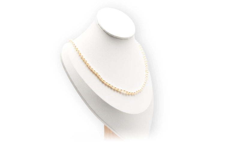 Collier Collier de perles contemporain en or jaune 18 carats 58 Facettes B984